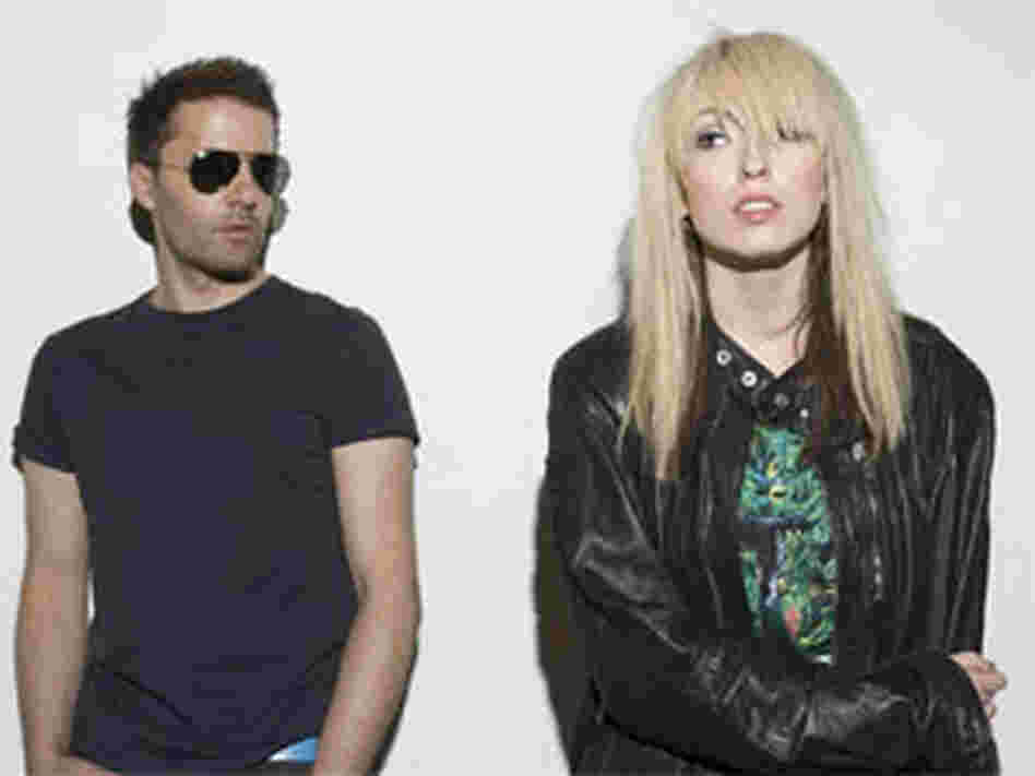 The Ting Tings (300) The Ting Tings (300)