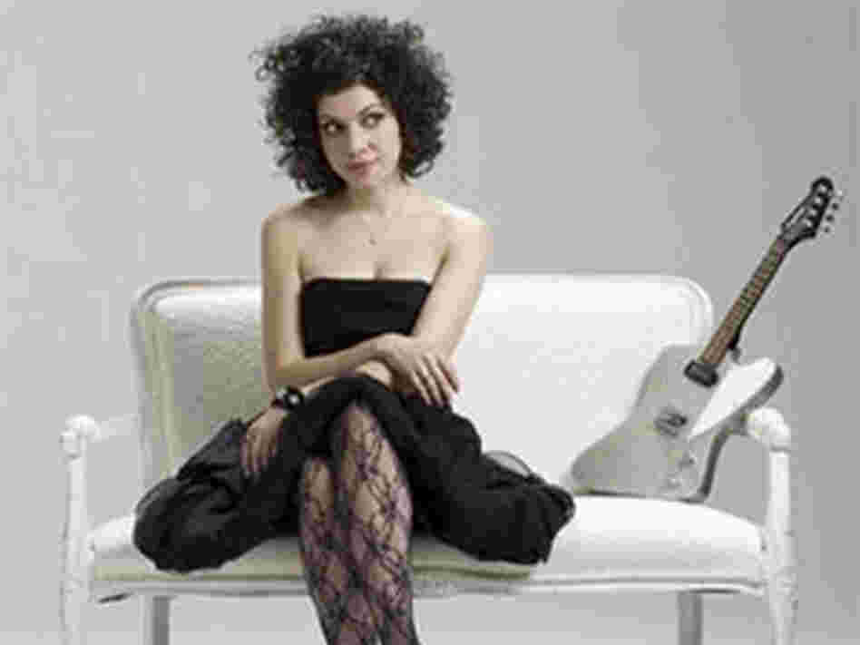 Carrie Rodriguez (300) Carrie Rodriguez (300)