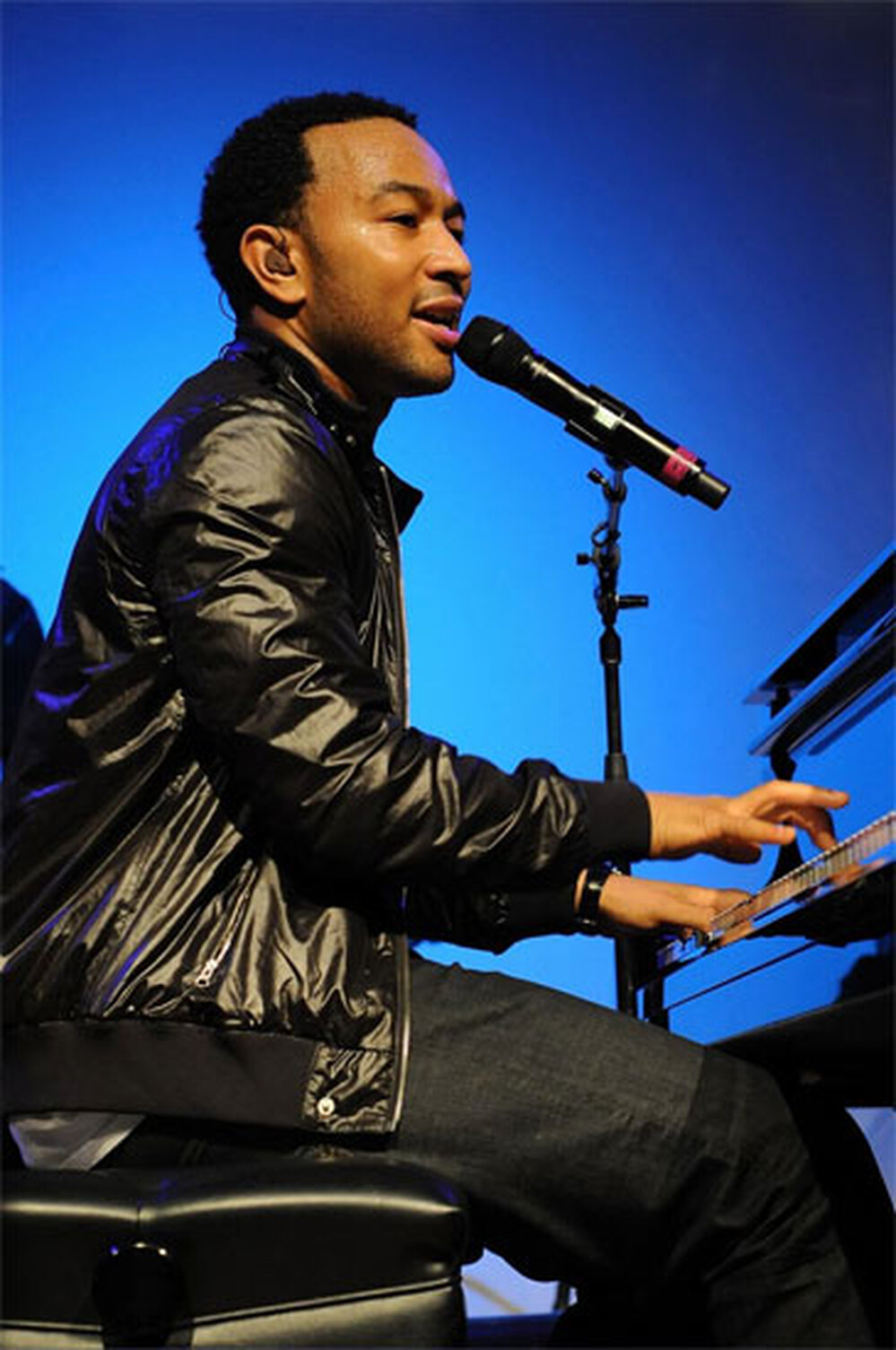 John Legend (200b)