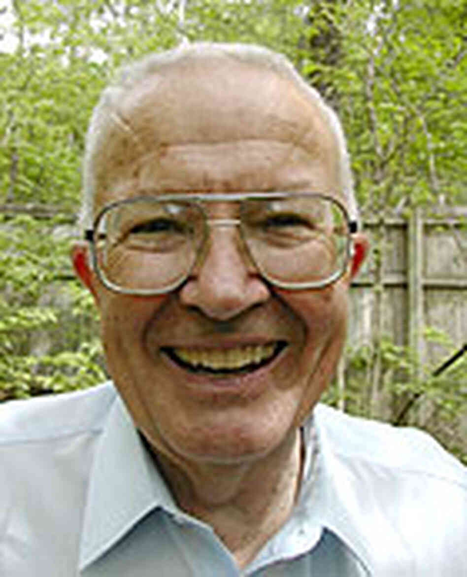 Dr. Bill Bass, University of Tennesee at Knoxville Dr. Bill Bass, University of Tennesee at Knoxville