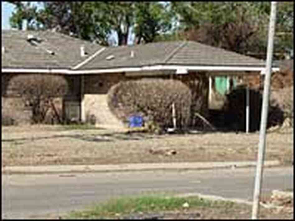 Thompkins' childhood home Thompkins' childhood home