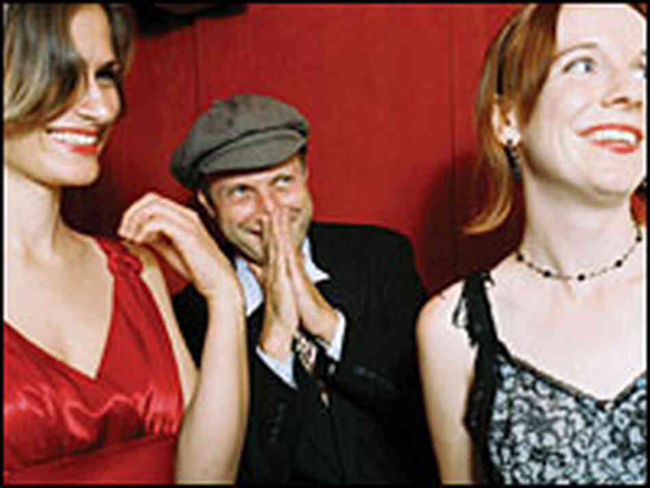 Emily Hurst, Olivier Conan and Allyssa Lamb form the core of Las Rubias del Norte.