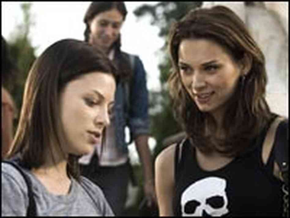 Lauren German and Vera Jordanova in 'Hostel: Part II'