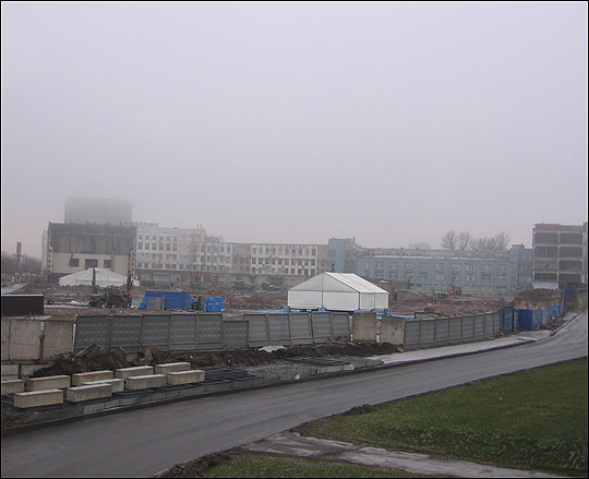 Workers are already clearing the land for the new Gazprom tower despite ongoing legal challenges.
