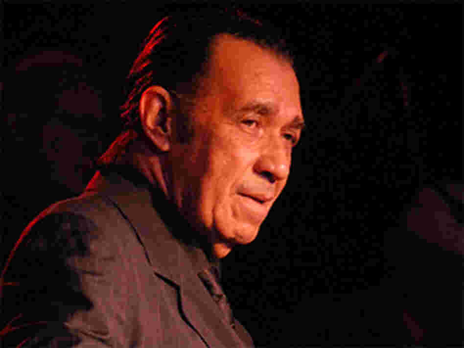 Cuban guitarist Manuel Galban