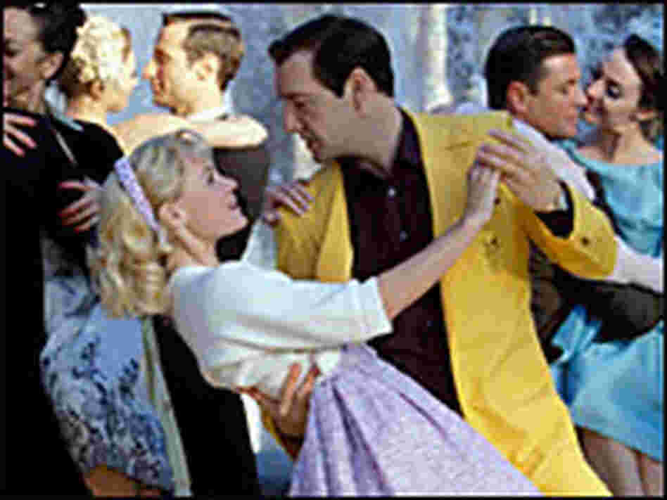 Spacey as Darin with Kate Bosworth as Sandra Dee Spacey as Darin with Kate Bosworth as Sandra Dee