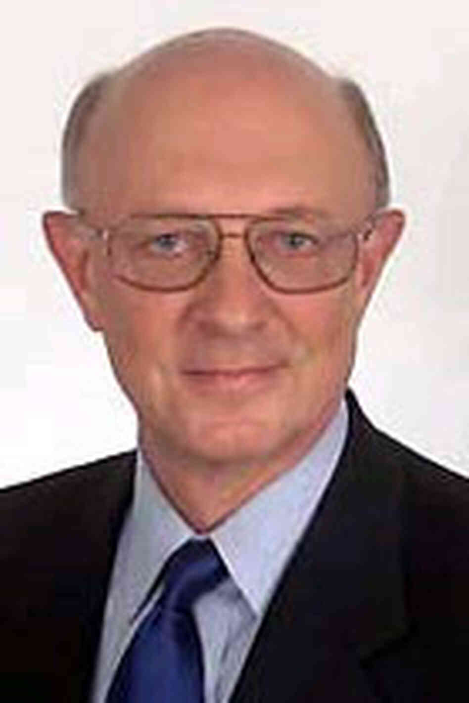 James Woolsey James Woolsey