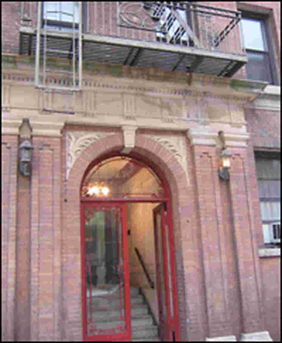 New York's Lovely Studios, also known as Chris Hicken's apartment. New York's Lovely Studios, also known as Chris Hicken's apartment.