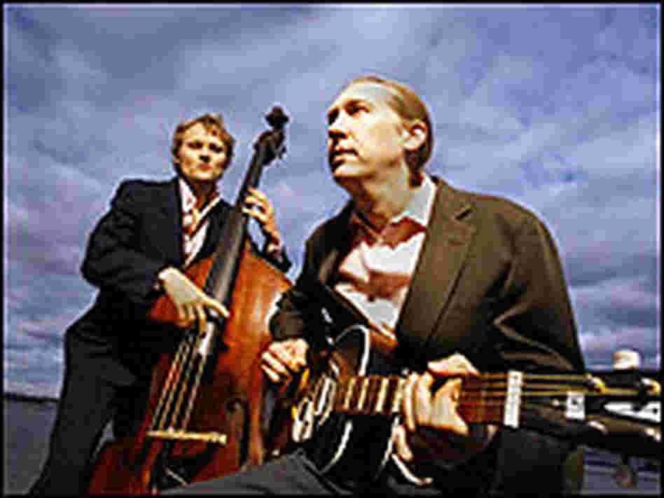 The Wood Brothers, Chris Wood (left), and Oliver Wood.