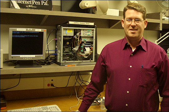 Virginia State Police Cyber Forensics Examiner Richard Seweryniak
