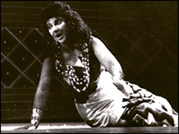 Callas sings the title role in Verdi's Aida.