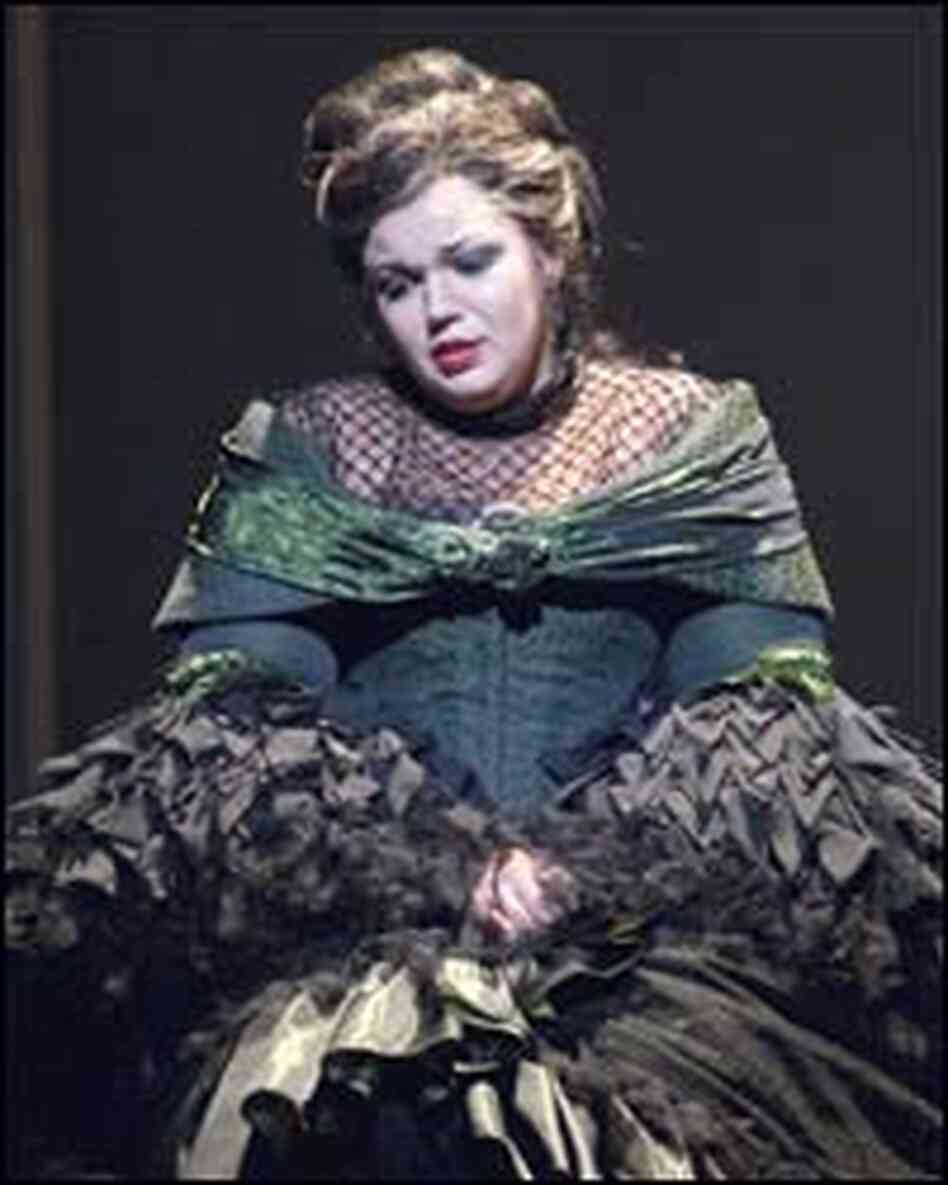Elaine Alvarez as the Countess Elaine Alvarez as the Countess