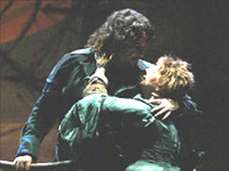 Franco Farina and Veronica Villaroel as Des Grieux and Manon Franco Farina and Veronica Villaroel as Des Grieux and Manon