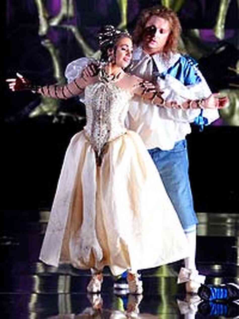 Victoria Cangemi and Jeremy Ovenden Victoria Cangemi and Jeremy Ovenden