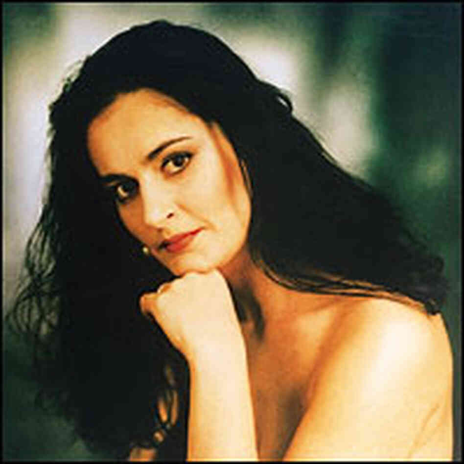 Soprano Paoletta Marrocu Soprano Paoletta Marrocu