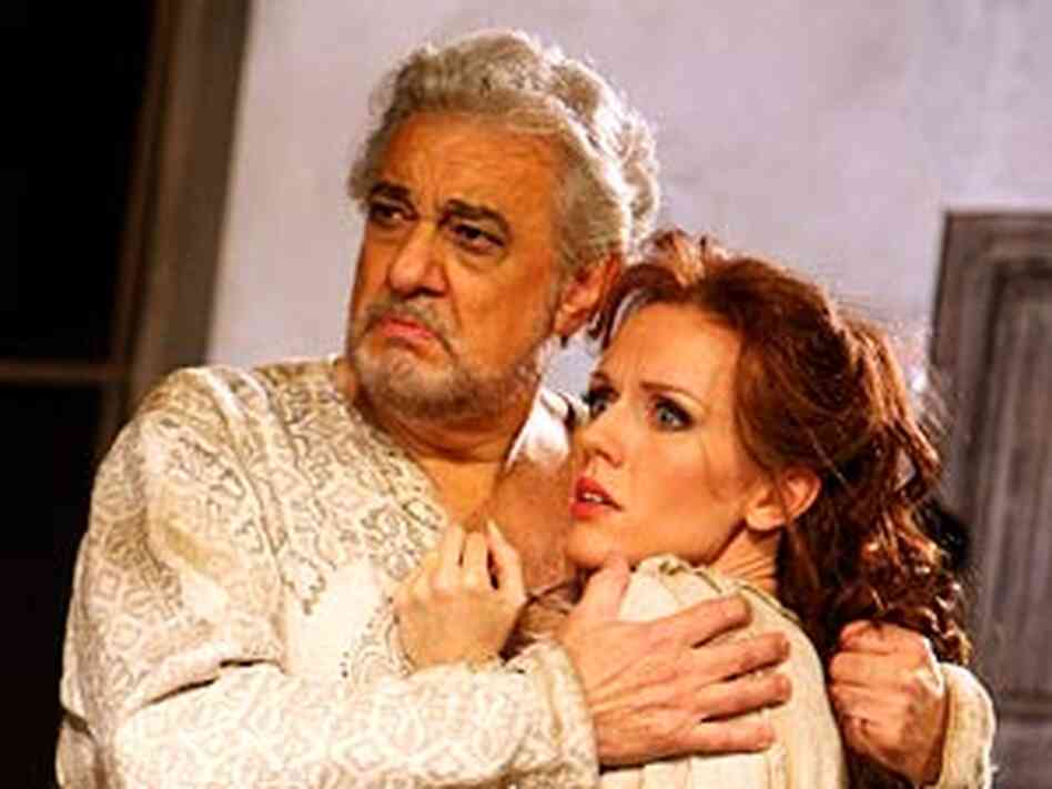 Placido Domingo and Sarah Coburn Placido Domingo and Sarah Coburn