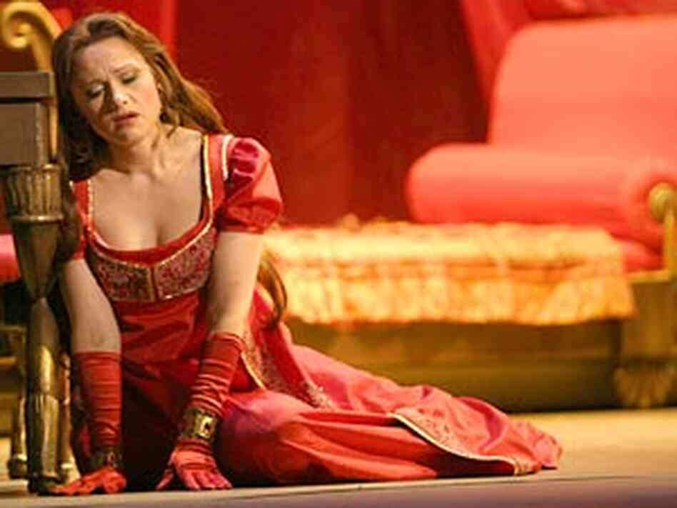 Soprano Tatyana Pavlovskaya Soprano Tatyana Pavlovskaya