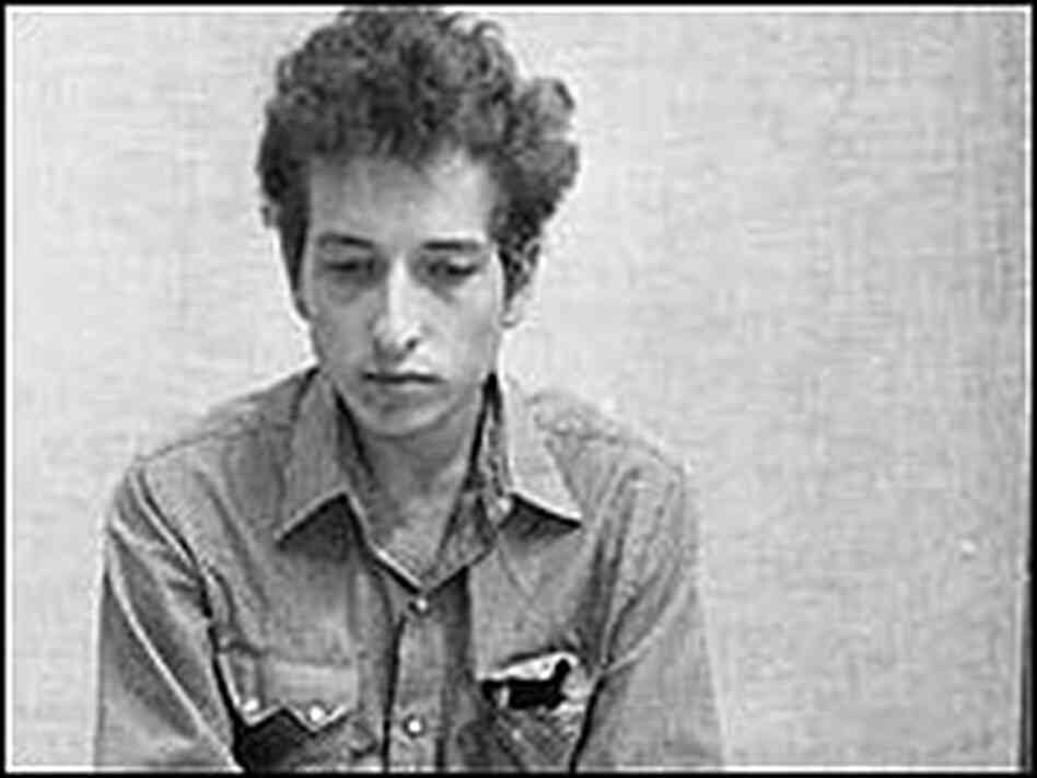 Bob Dylan in a Columbia recording studio. Bob Dylan in a Columbia recording studio.