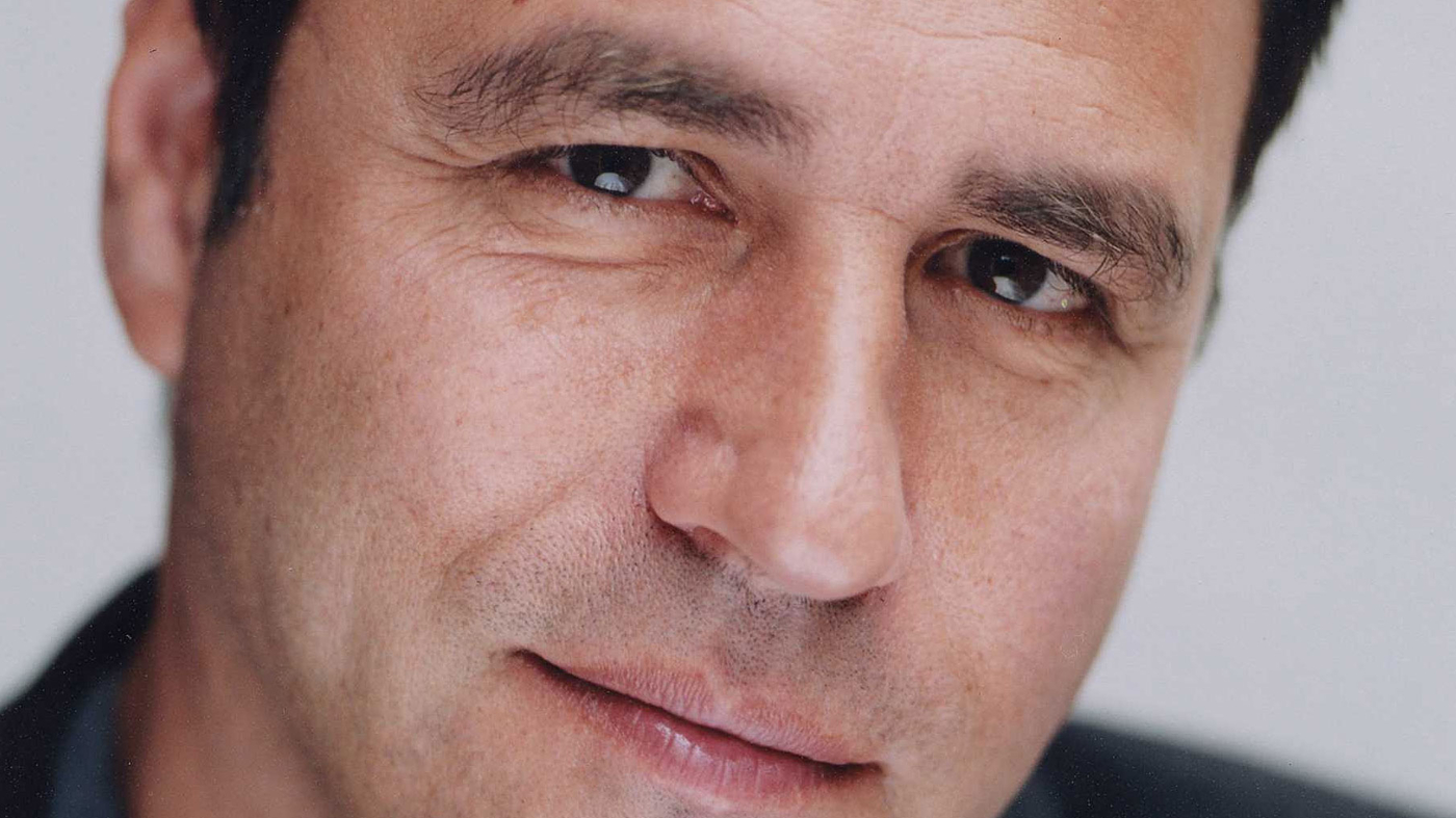 Anthony Horowitz On Singular Spies picture