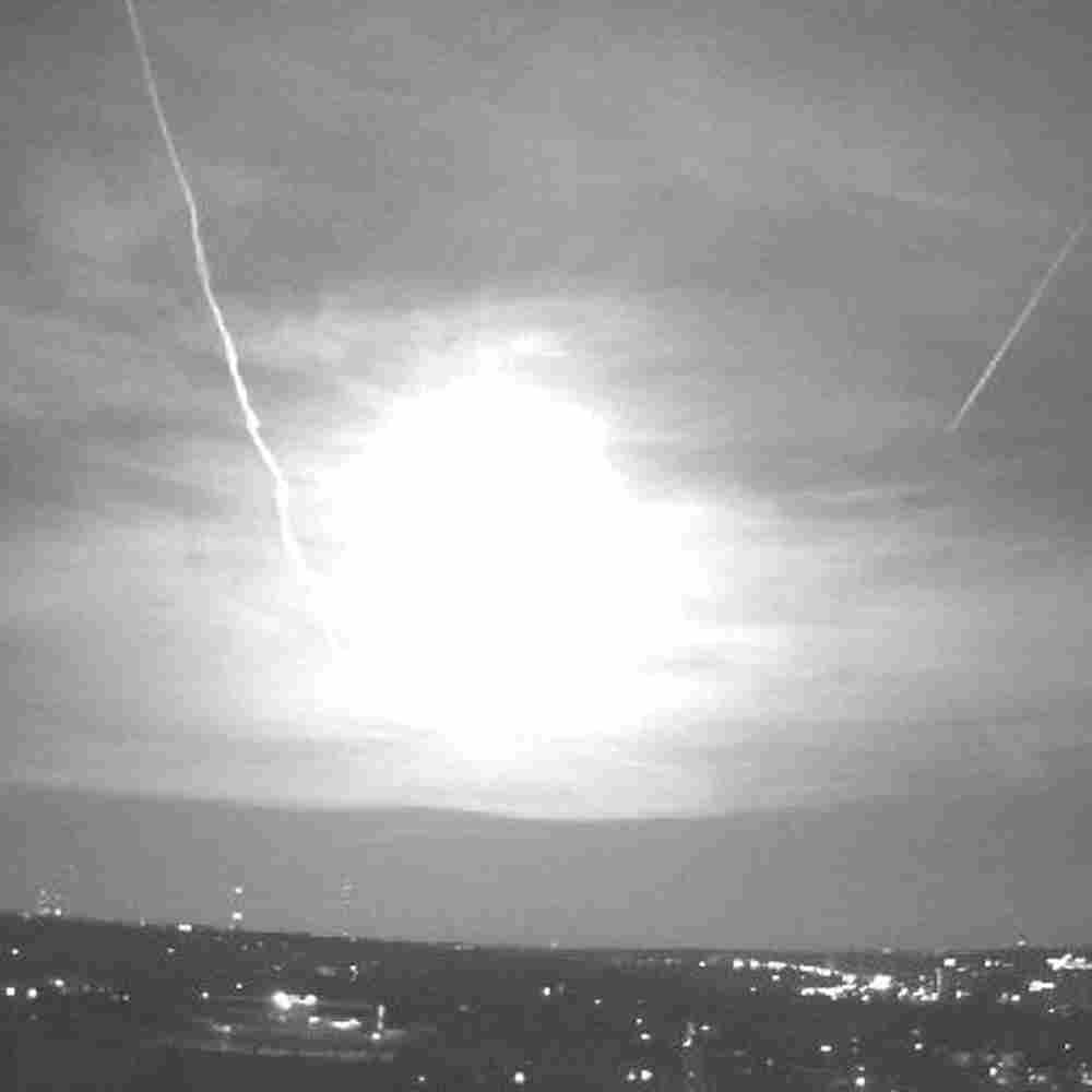 A meteor was sighted over much of the Midwest on April 14, 2010. This screen grab is from a Universi