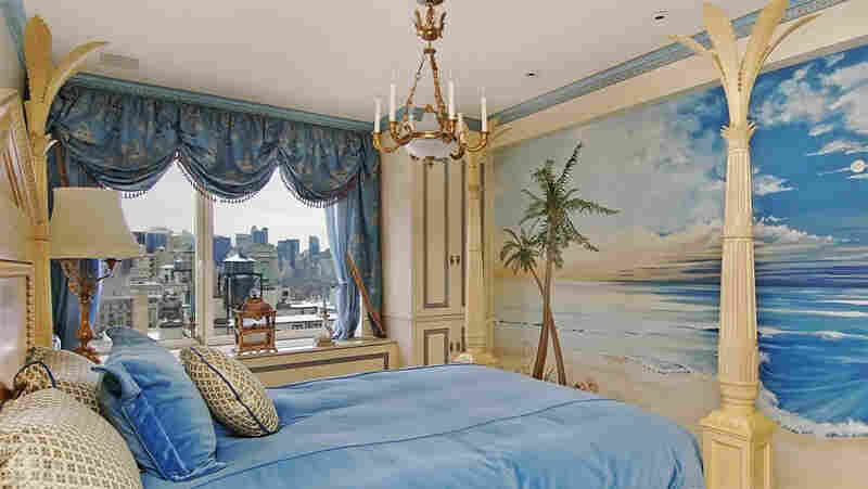 Photo of guest bedroom