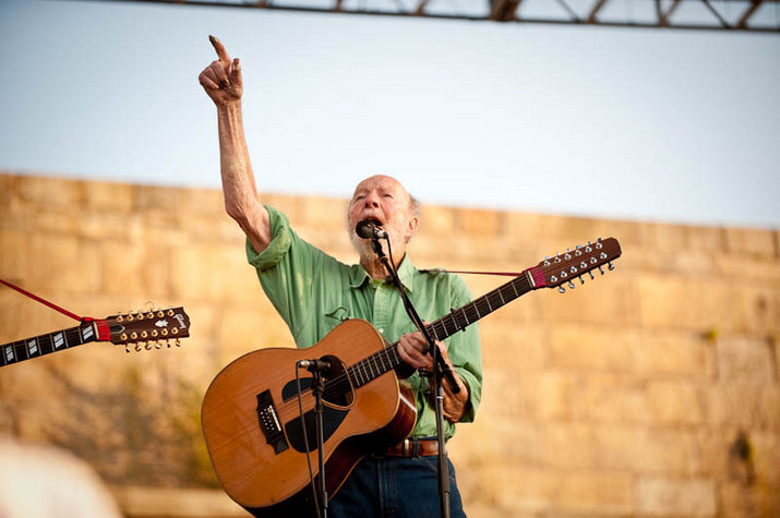Pete Seeger s Singalong At Newport Folk Saturday NPR pete-seeger-s-singalong-at-newport-folk-saturday-npr