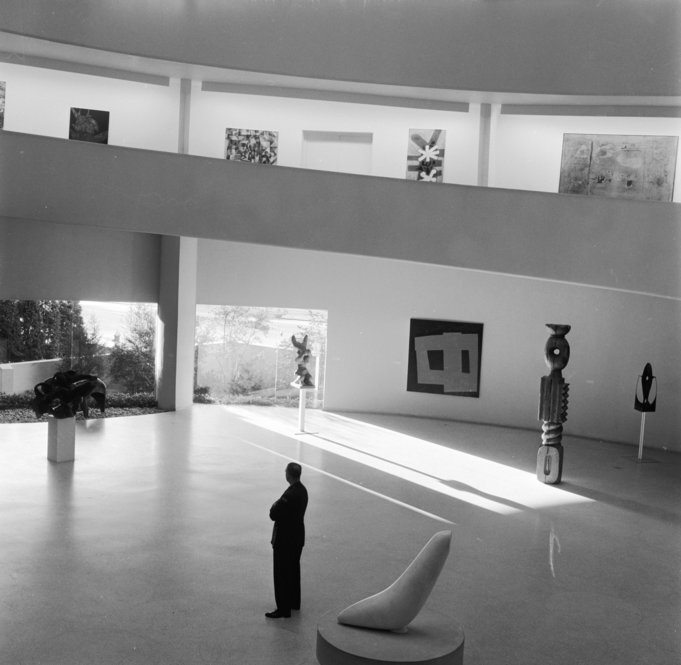 Natural light pours in through the windows and floods the interior of the Guggenheim in 1955.  