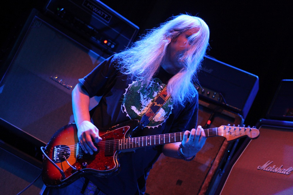 ◾️1988年ロンドン公演+BBC■DINOSAUR JR. / ダイナソーJr. Dinosaur Jr - England 1988 - YouTube