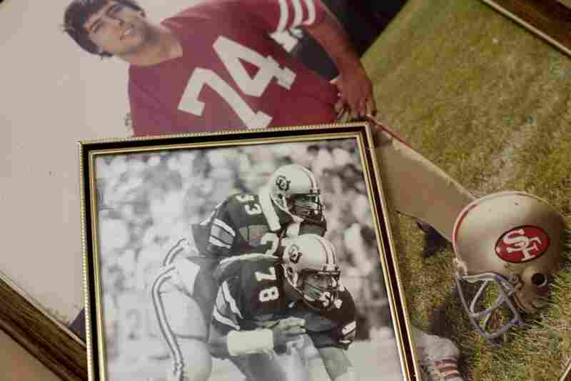 Visger was No. 78 on the University of Colorado Orange Bowl team in 1977 and No. 74 on the 49ers 1981-82 Super Bowl championship team.