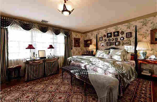 Second master bedroom.