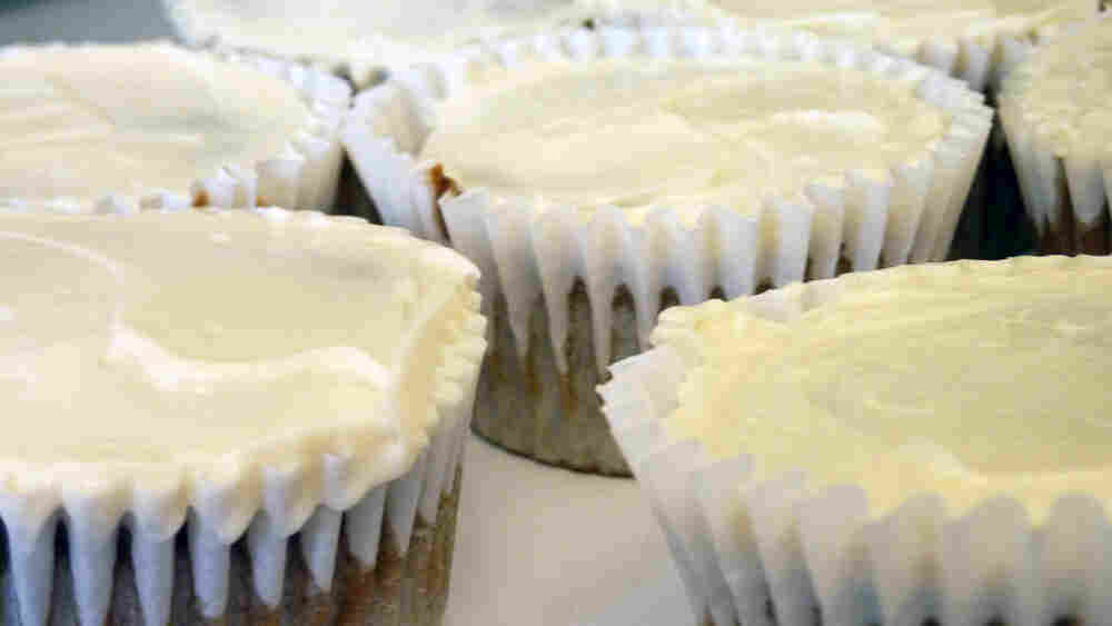 Pumpkin Cupcakes With Cream-Cheese Frosting