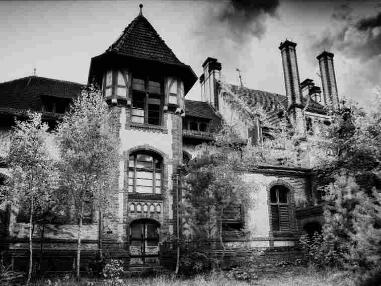 An old house. iStockphoto.com