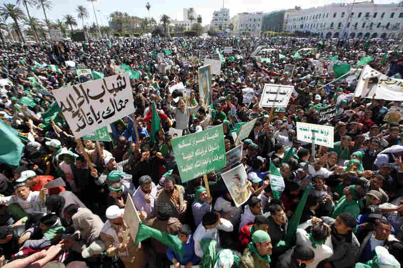 Thousands of pro-Gadahfi Libyans gather in Tripoli's Green Square on Sunday to celebrate victories over rebel forces. 