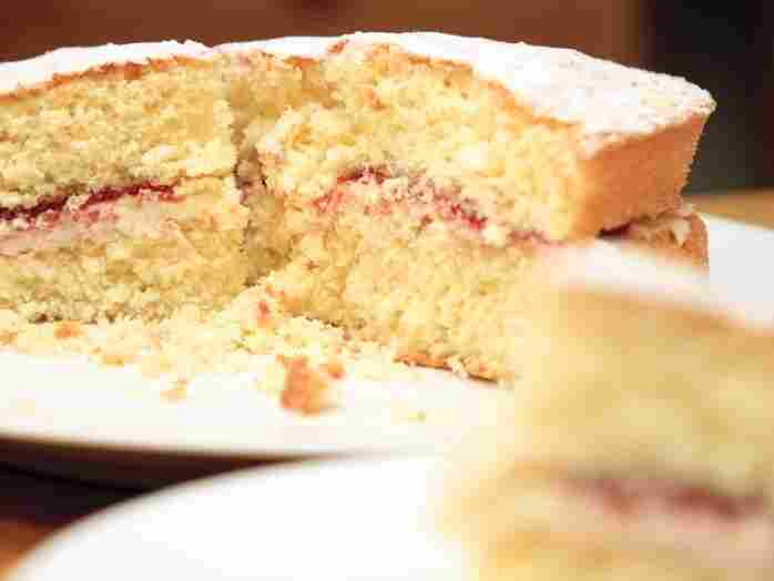 Yellow cake. iStockphoto.com.