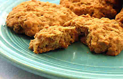 Garam Masala Oatmeal-Raisin Cookies