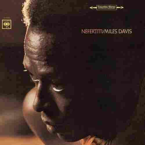 The cover of Nefertiti