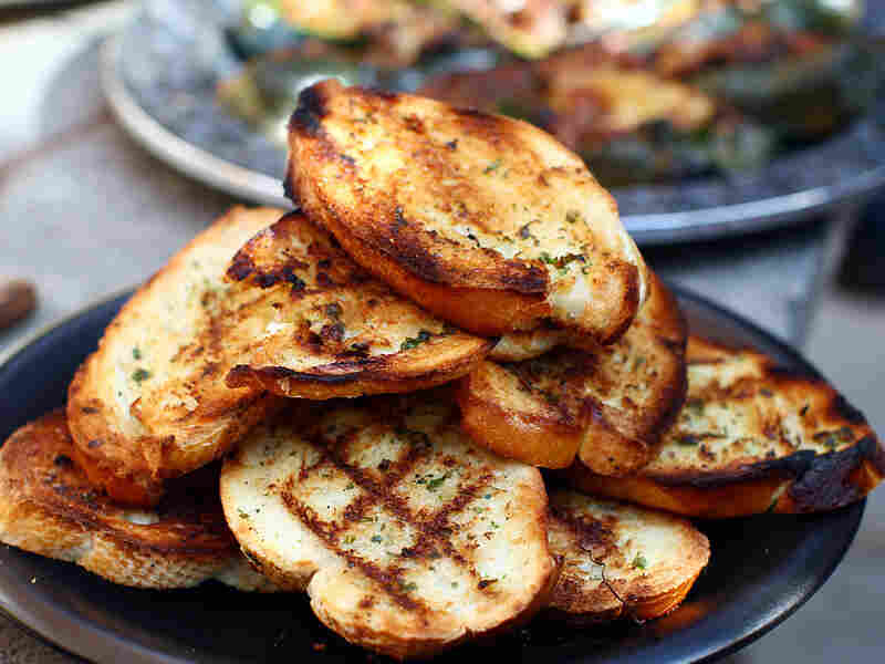Grilled Garlic-Cilantro Bread