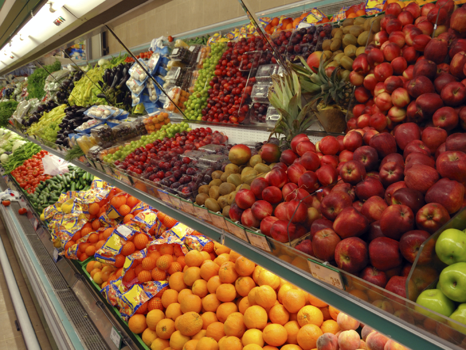 Inflation doesn't account for the fact that when the price of one fruit goes up, consumers often buy another. Changing the way the government measures inflation would be one way to reduce the deficit. (iStockphoto)