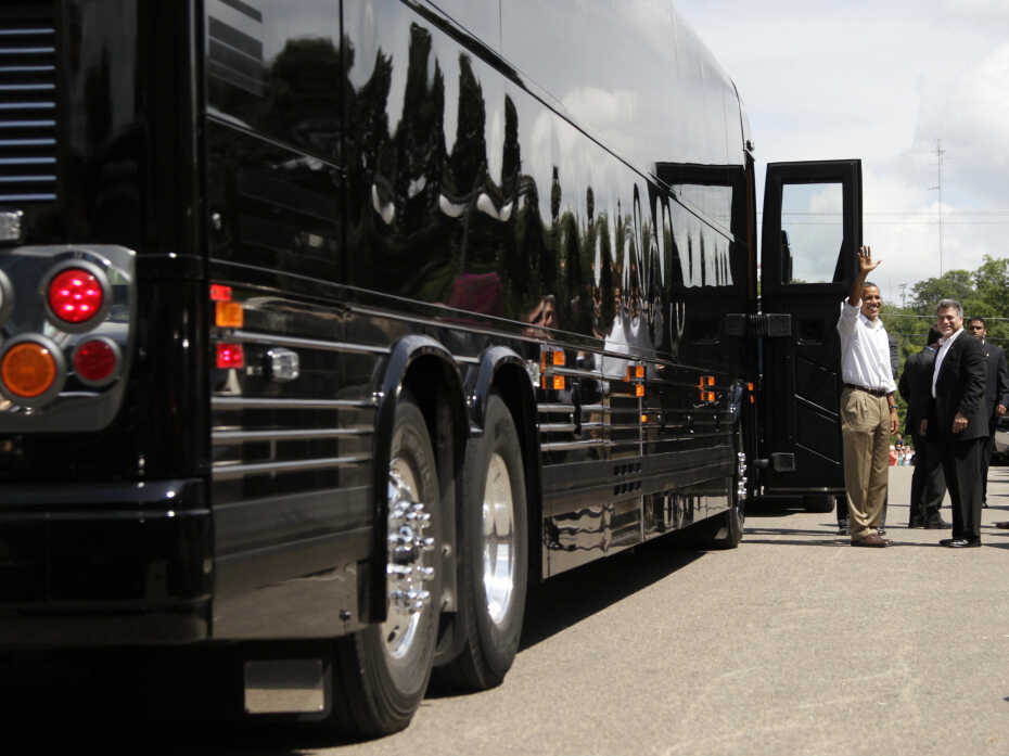 Carrie's Bus Tours