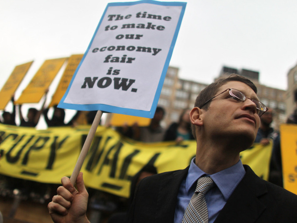 Occupy Wall Street activists protested in New York's City's Duarte Square after police removed them from Zuccotti Park. (Mario Tama/Getty Images)