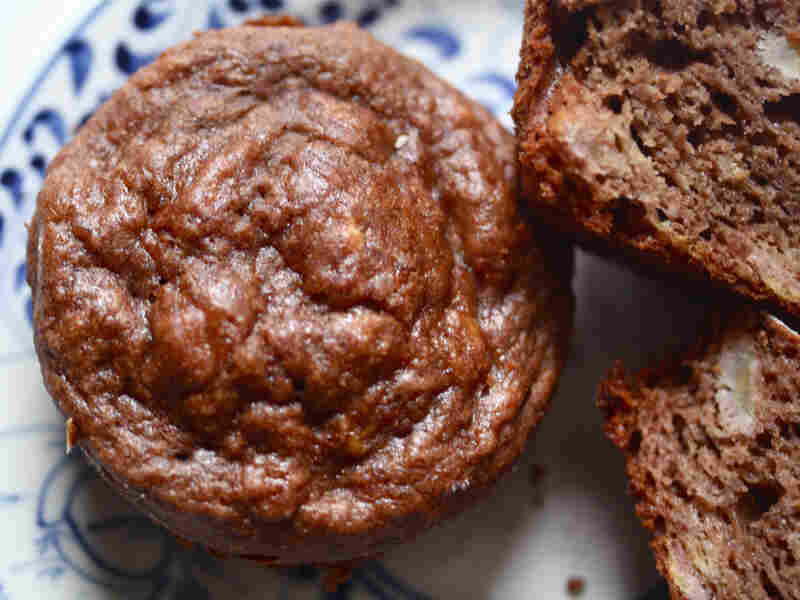 Banana-Cocoa Muffins