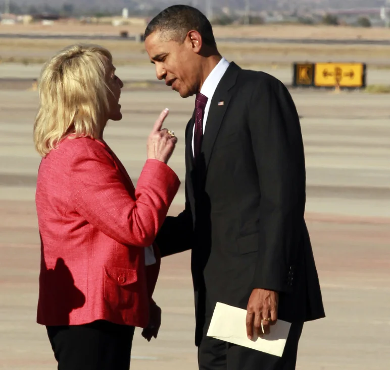 obama_gov_brewer_10285319_custom-4b4793fedcfe7c91719a7fea4105c8f0d3ef256c-s800-c85.webp