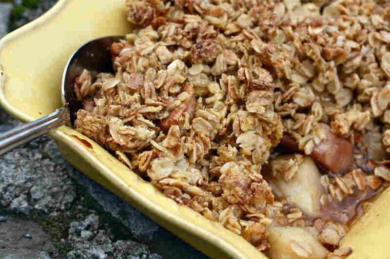 Pear-Apple Crisp