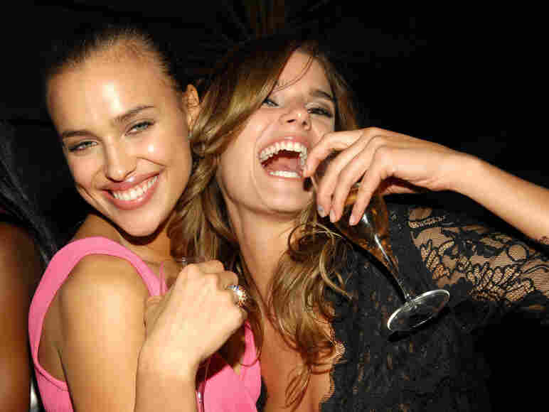 From left, Irina Shaykhlislamova and Yesica Toscanini at Sports Illustrated Swimsuit Issue Party in 2007.