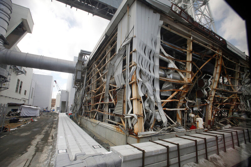 Tsunami japan reactor