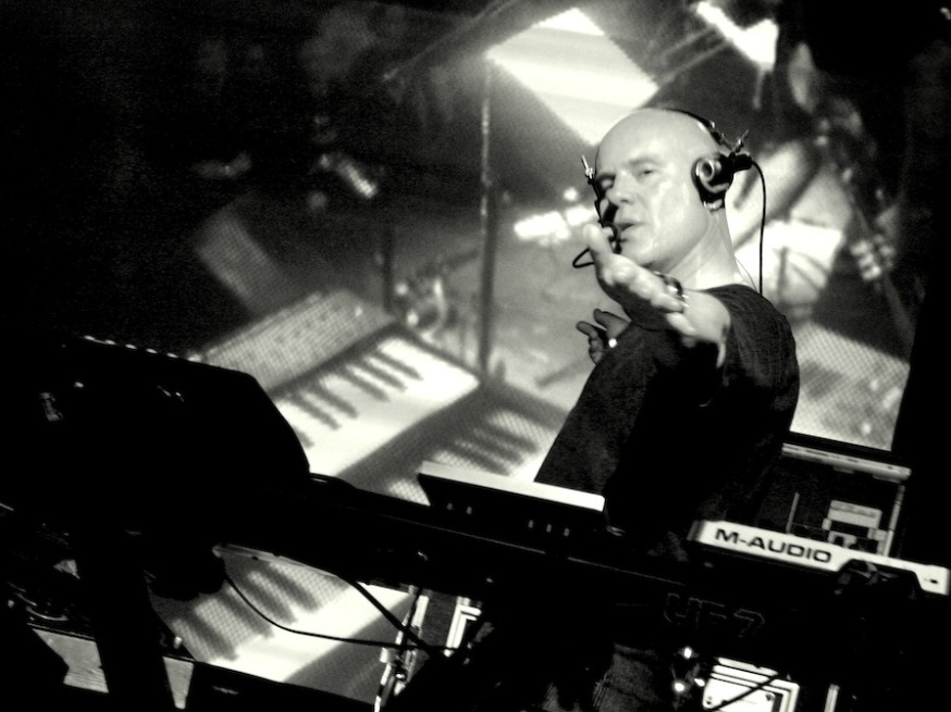 Thomas Dolby In Concert | NCPR News
