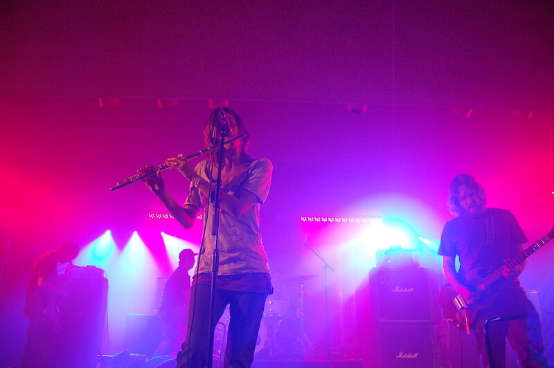 The long-running American psych-rock band Bardo Pond depends on Marshall amps to make a thick, noisy swirl of controlled chaos. 