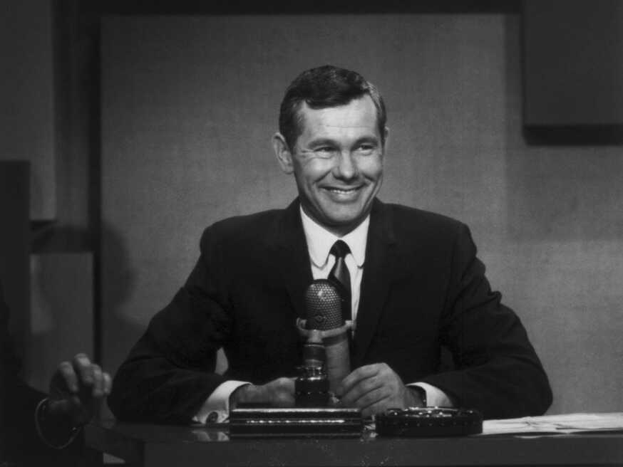 Johnny Carson, 30-year king of late night TV, dead at 79