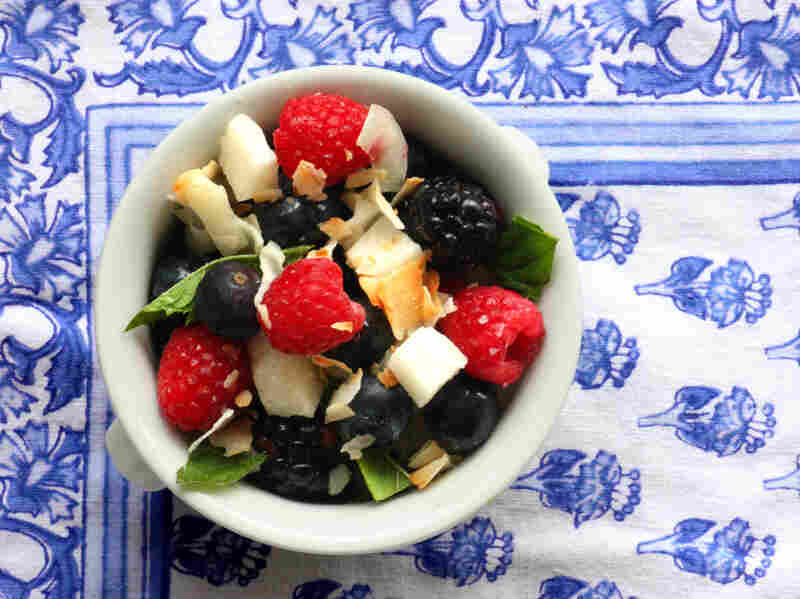 Crunchy Coconut-Berry Salad