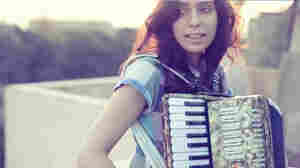 Youssra El Hawary Scales A Wall With A Wink And A Smile